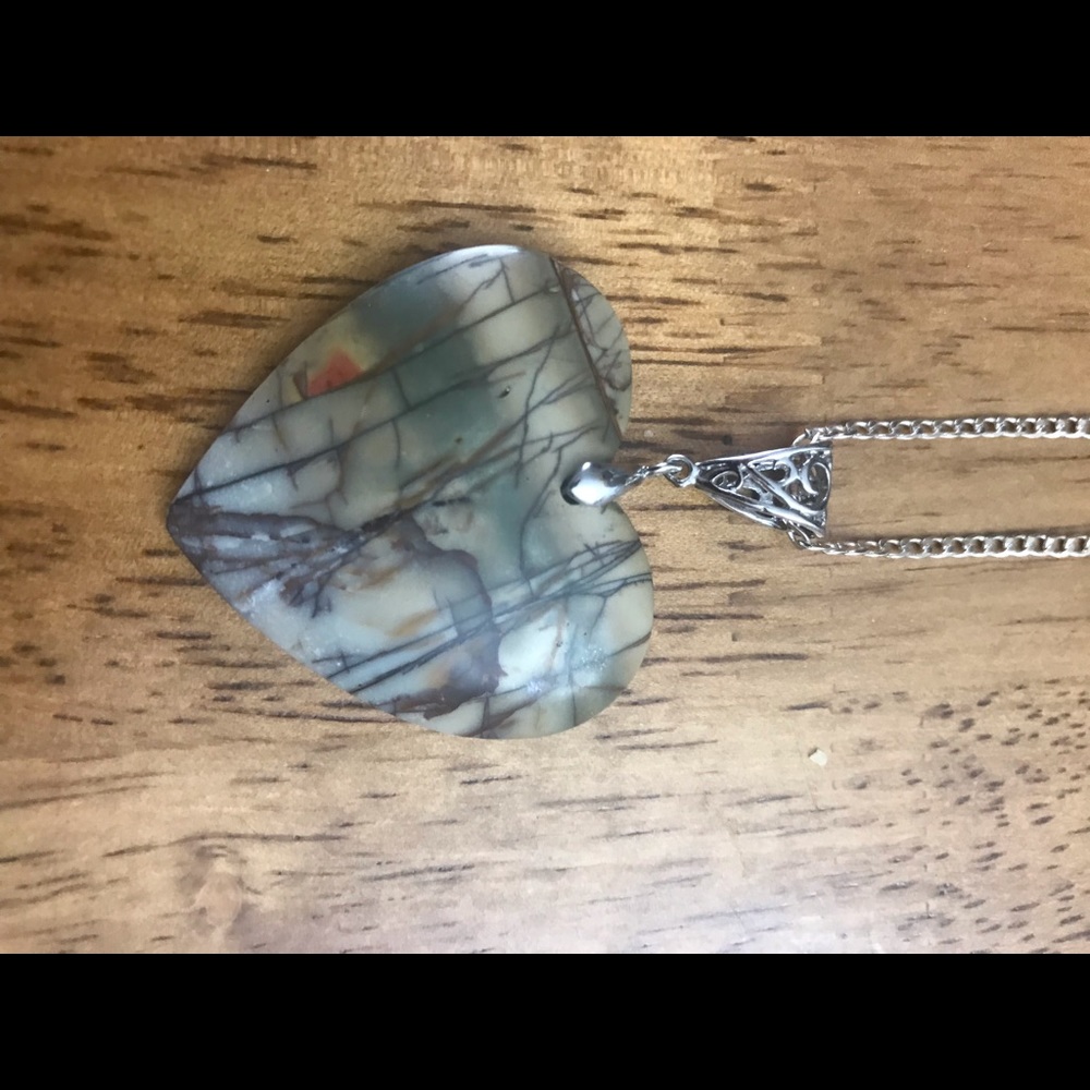 Gorgeous necklace